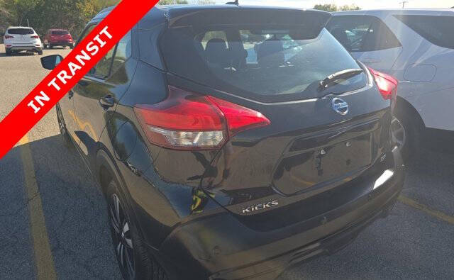 2020 Nissan Kicks SR