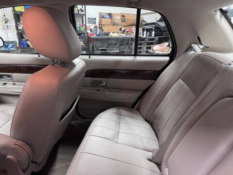 2011 Mercury Grand Marquis LS