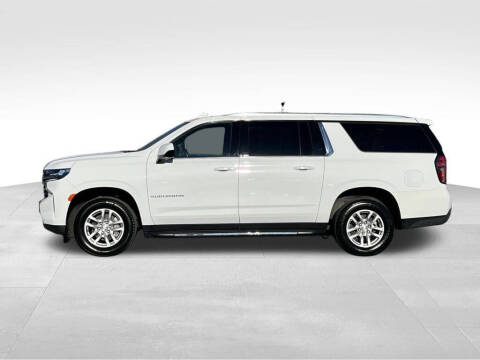 2024 Chevrolet Suburban LT