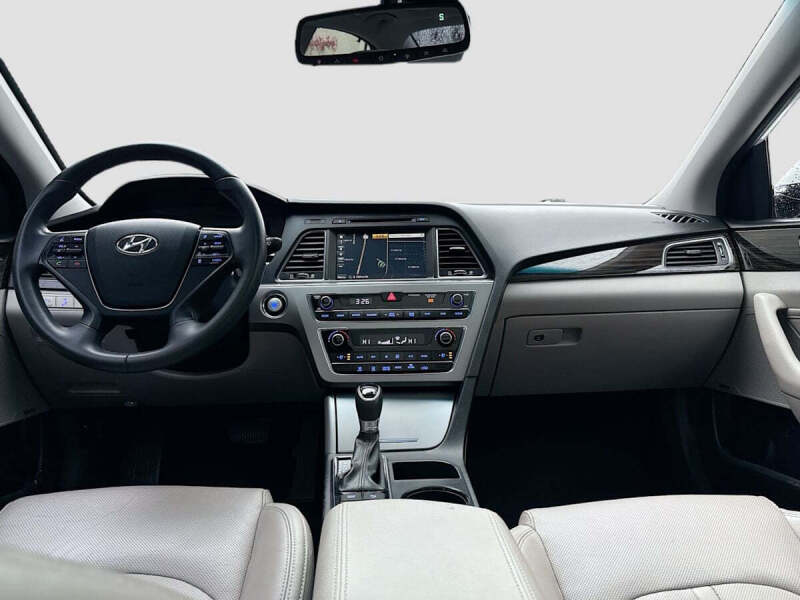 2017 Hyundai Sonata Hybrid