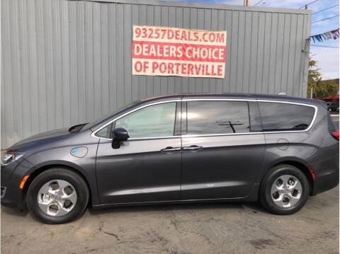 2019 Chrysler Pacifica Hybrid for sale at Dealers Choice Inc in Farmersville CA