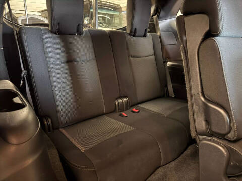 2020 Nissan Pathfinder SV