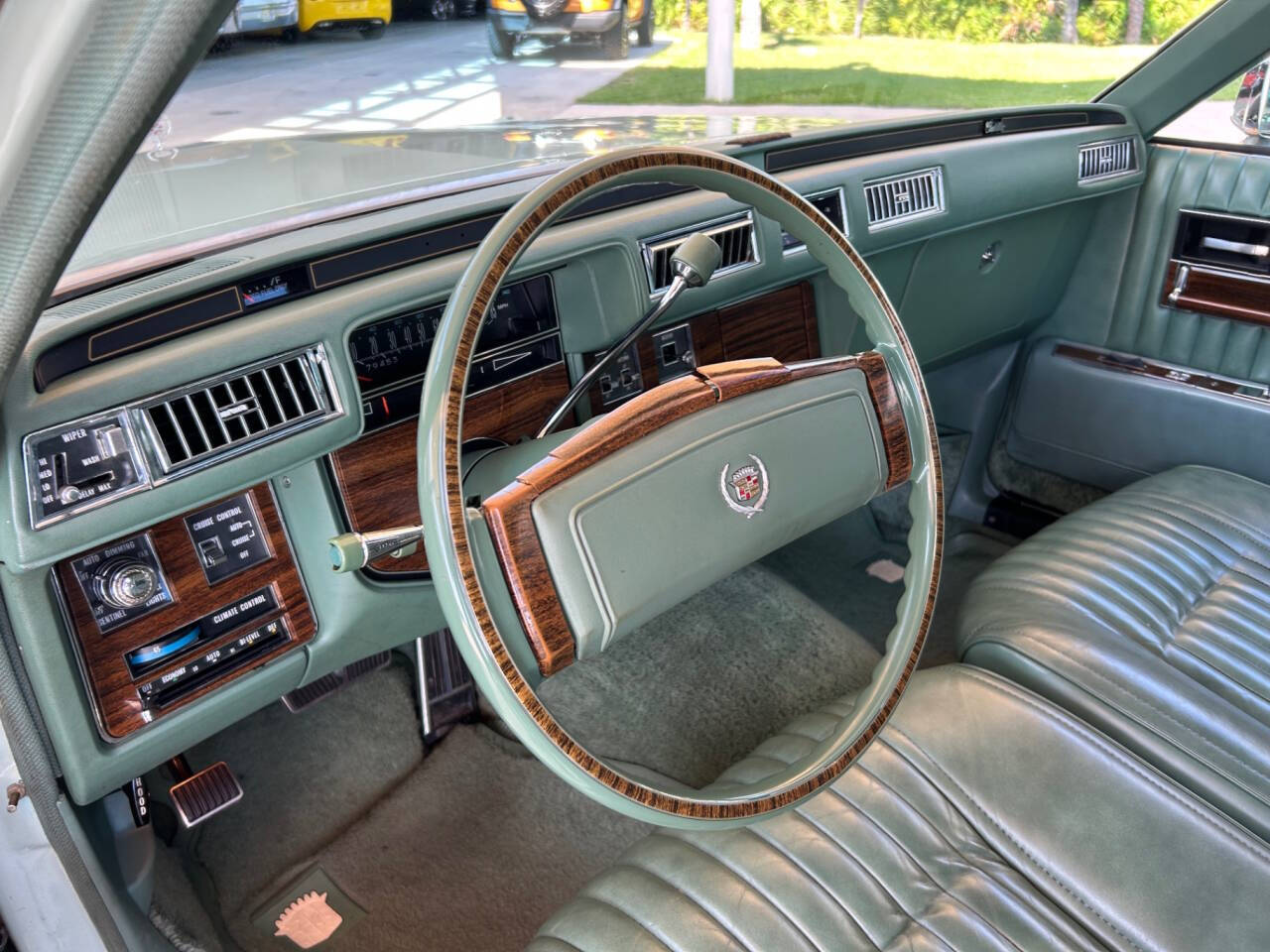1977 Cadillac Seville 21
