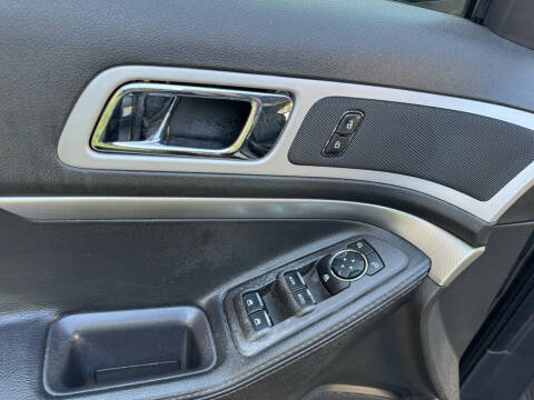 2012 Ford Explorer XLT