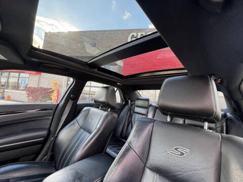 2023 Chrysler 300 S V6