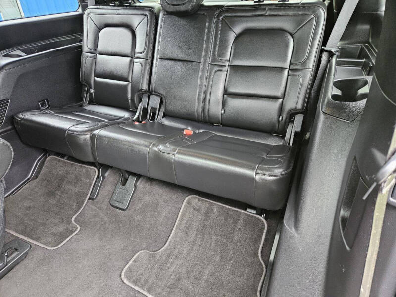 2018 Lincoln Navigator Select