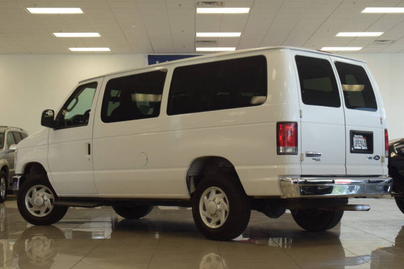 2014 Ford E-Series E-350 SD XLT
