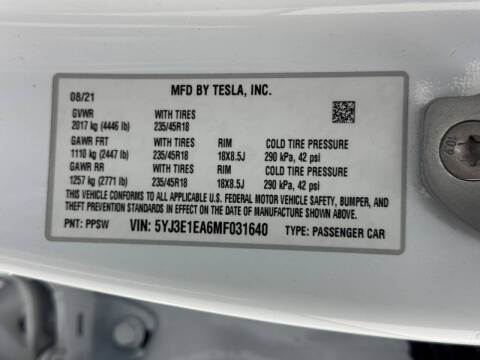 2021 Tesla Model 3 Standard Range Plus