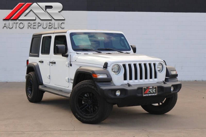 2021 Jeep Wrangler Unlimited Sport's photo