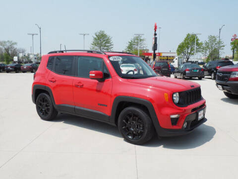 2020 Jeep Renegade for sale at SIMOTES MOTORS in Minooka IL