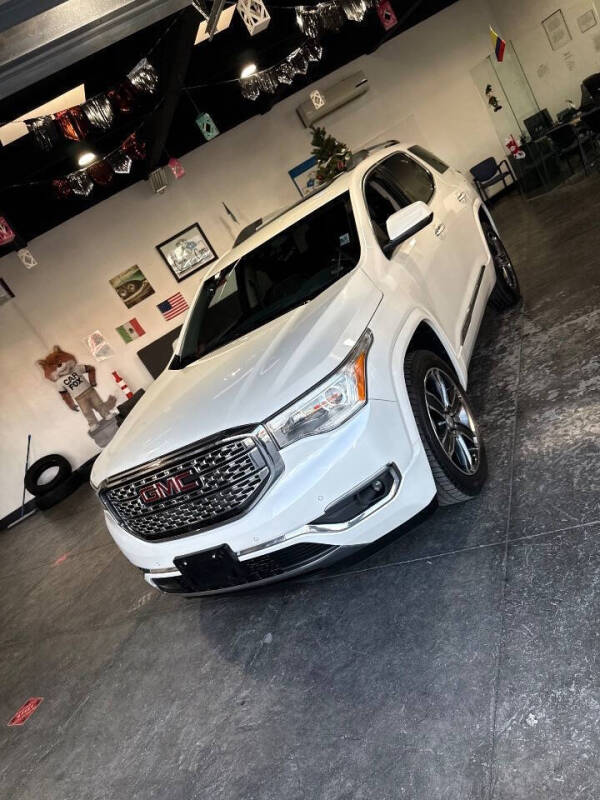 2018 GMC Acadia Denali