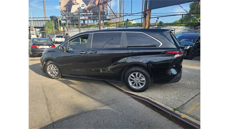 2022 Toyota Sienna for sale at YES AUTOS in Elmhurst, NY