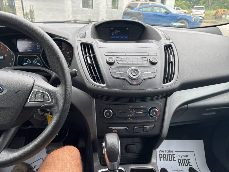 2019 Ford Escape S