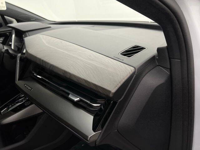 2023 Audi Q4 e-tron quattro Premium Plus 50