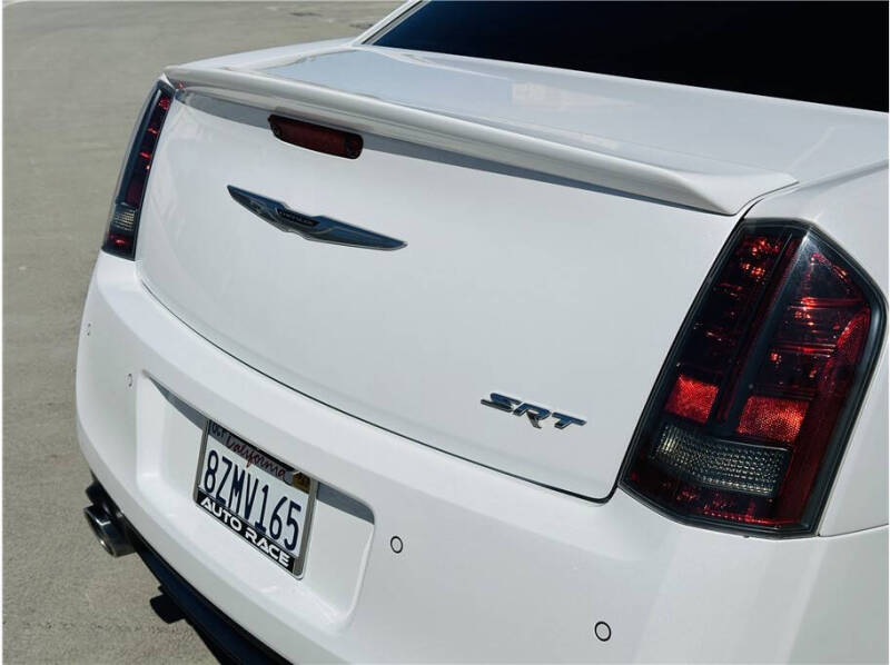 2014 Chrysler 300 SRT8