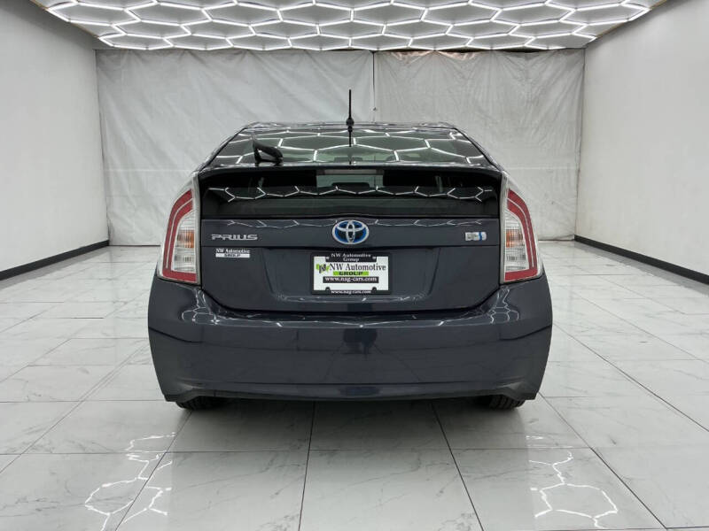 2013 Toyota Prius Two