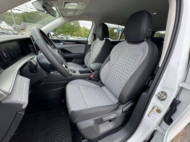 2025 Volkswagen Tiguan S 4Motion