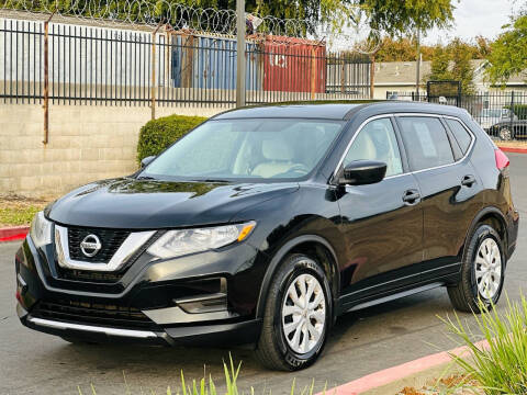 2017 Nissan Rogue for sale at United Star Motors in Sacramento CA