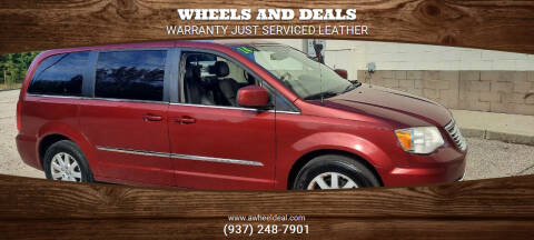 2014 Chrysler Town and Country Touring