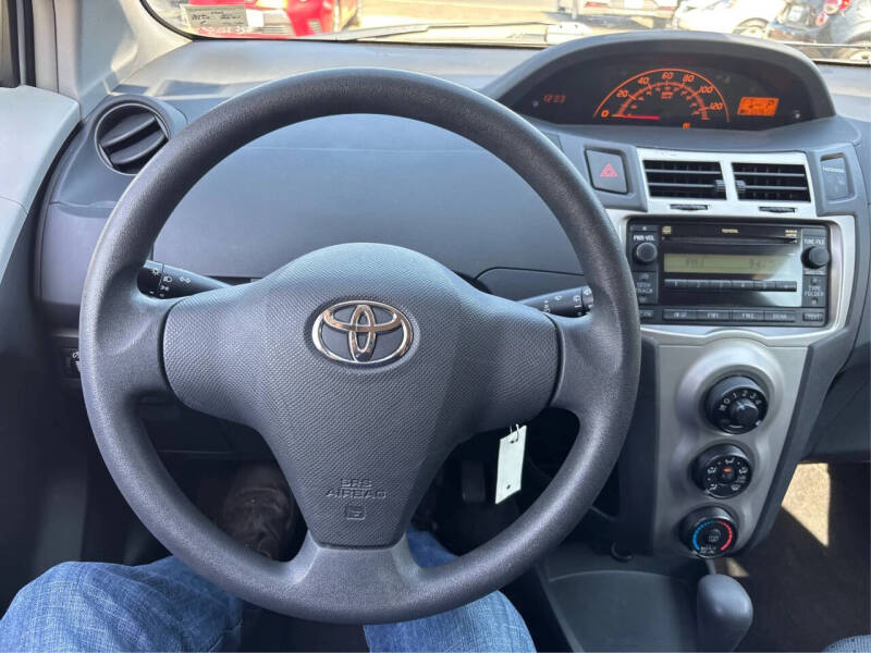 2011 Toyota Yaris