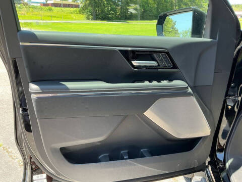 2025 GMC Sierra EV Denali