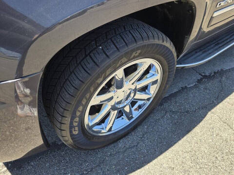 2011 GMC Yukon Denali