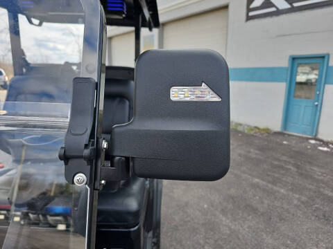 2025 Evolution Maverick 2 + 2