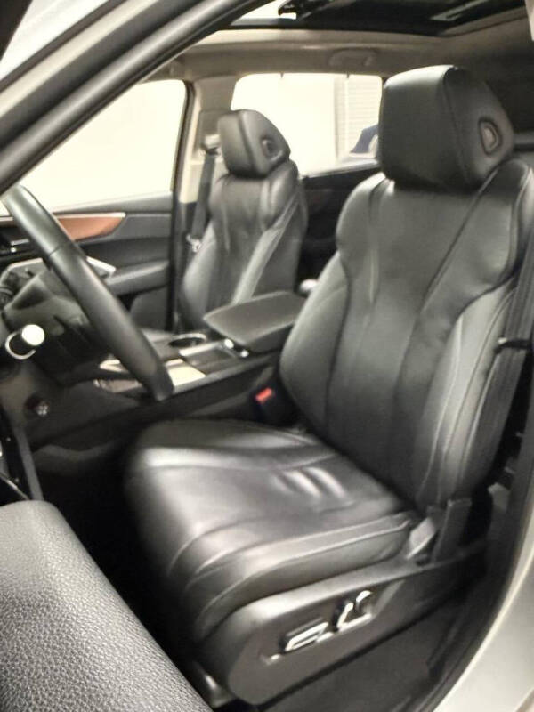 2022 Acura MDX w/Tech