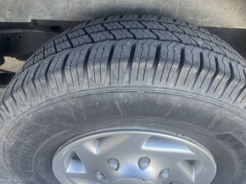 2011 Ford E-Series E-250