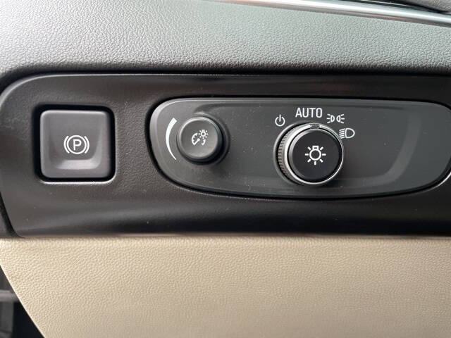 2020 Buick Enclave Essence