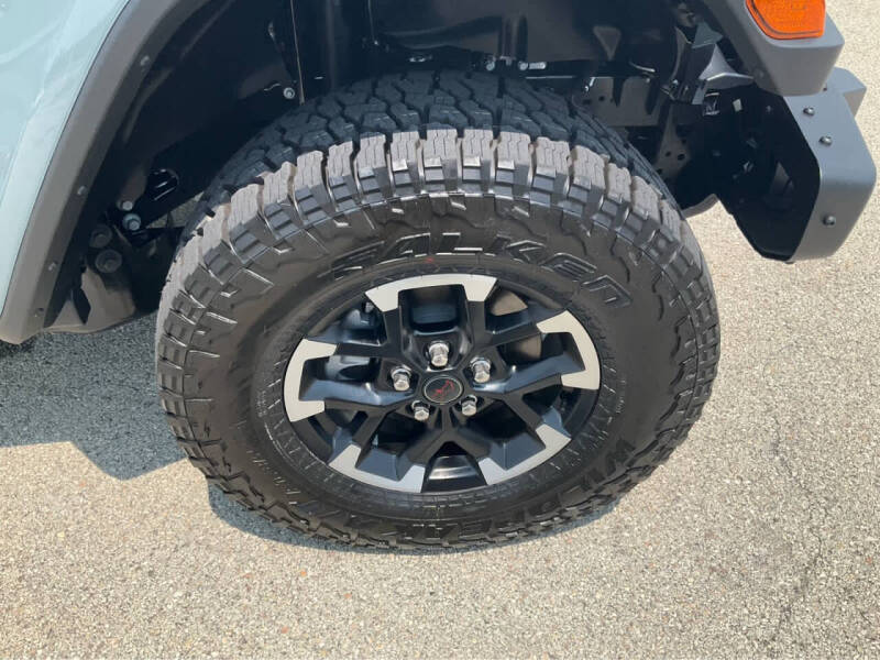 2026 Jeep Gladiator Shadow Ops