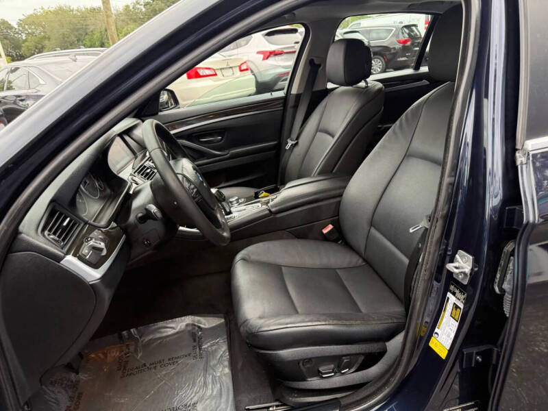 2012 BMW 5 Series 528i