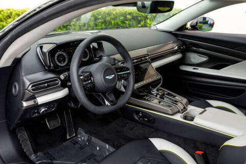 2025 Aston Martin Vanquish