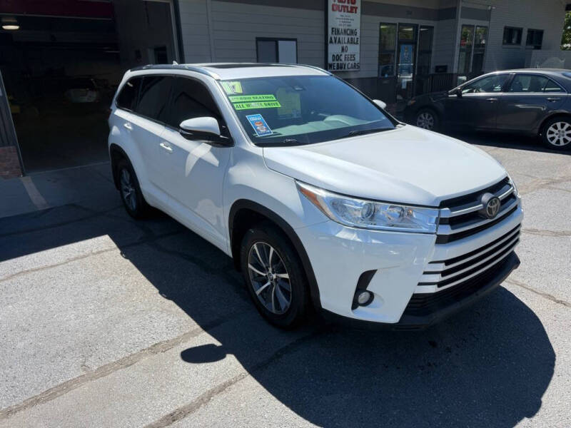 2017 Toyota Highlander XLE - Photo 6