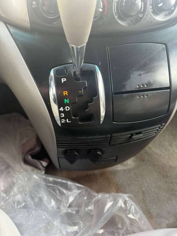 2007 Toyota Sienna LE 8-Passenger