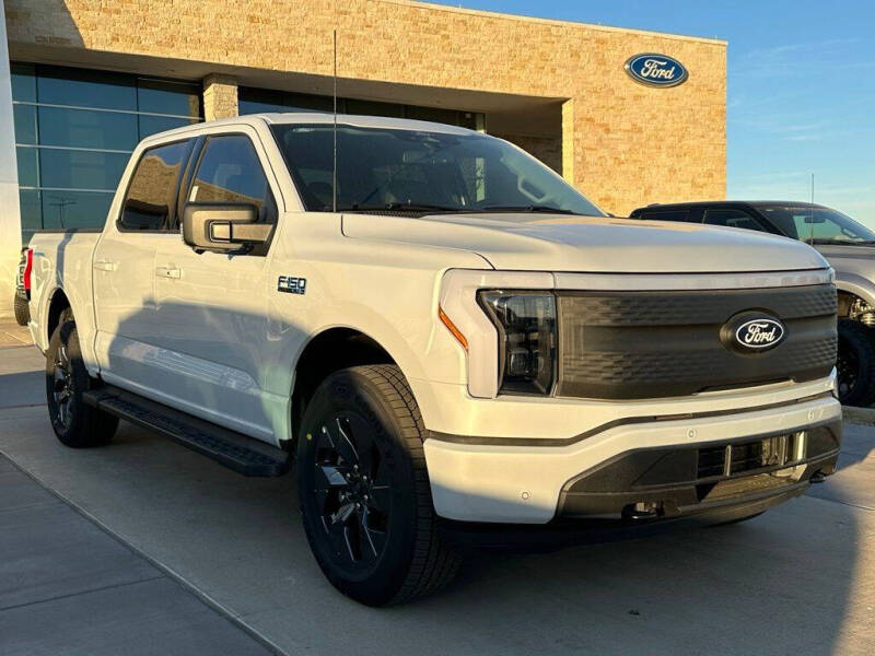 2025 Ford F-150 Lightning Flash