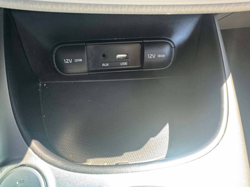 2015 Kia Soul EV +