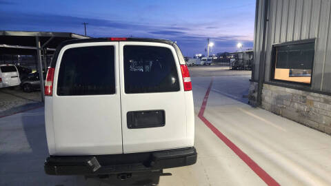 2024 Chevrolet Express 2500