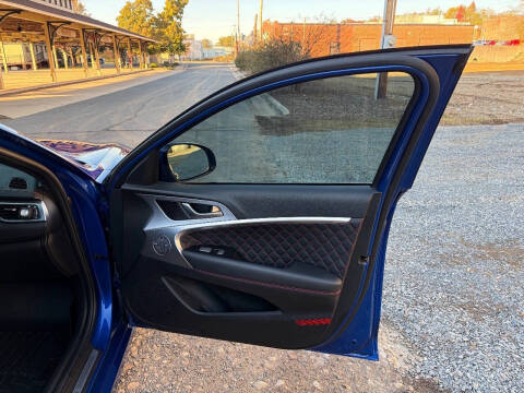 2019 Genesis G70 3.3T Advanced