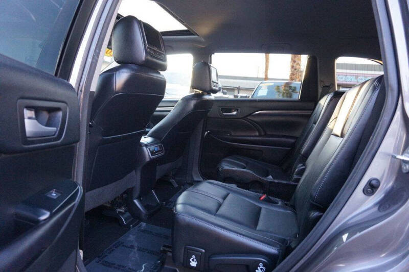 2017 Toyota Highlander