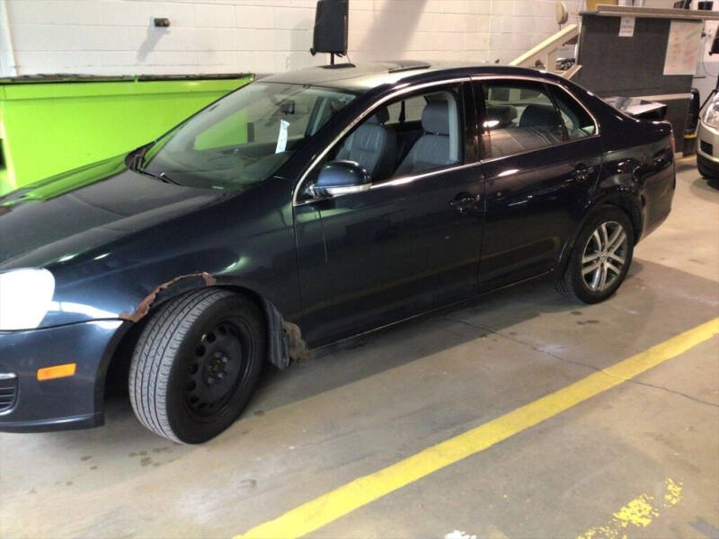 2006 Volkswagen Jetta for sale at Southtown Auto Sales in Albert Lea MN