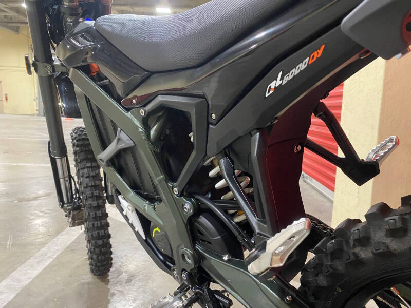 2024 SurRon Ultra bee