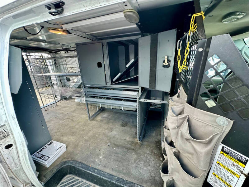 2010 Ford E-Series E-250