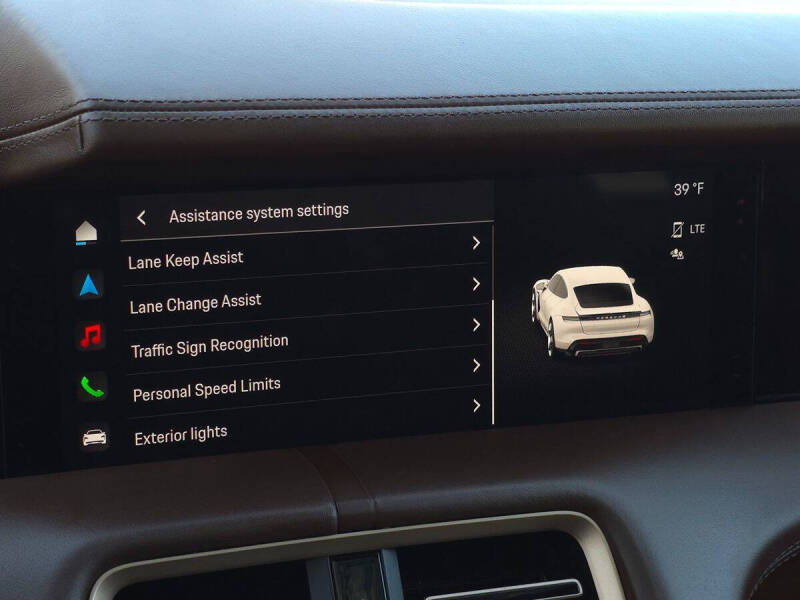 2020 Porsche Taycan Turbo