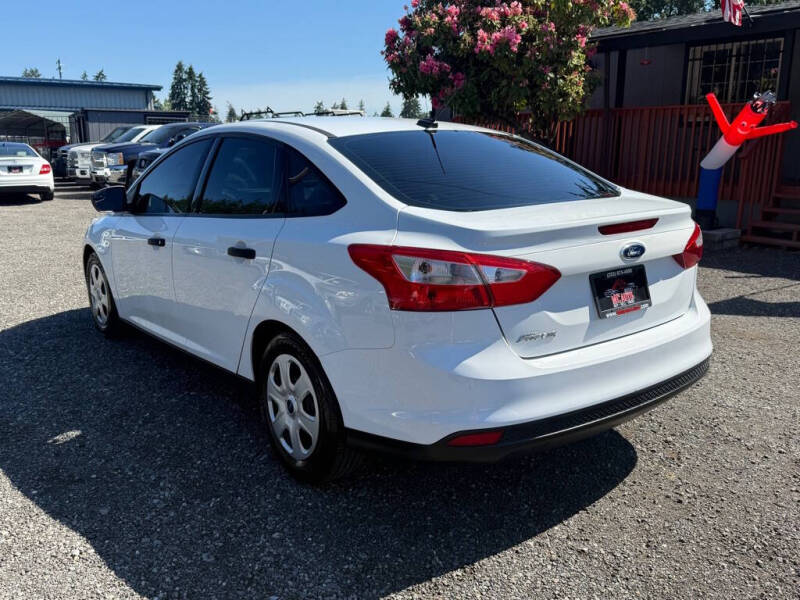 2014 Ford Focus S