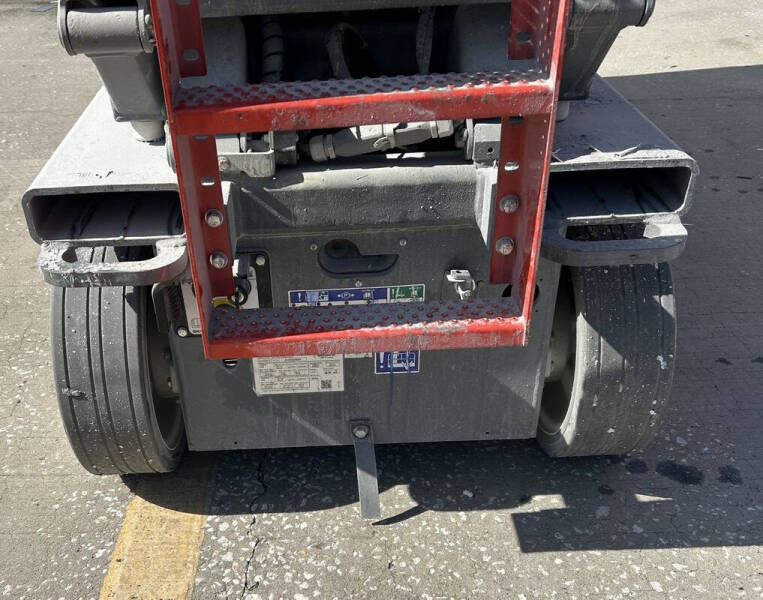 2024 SkyJack SJ3226
