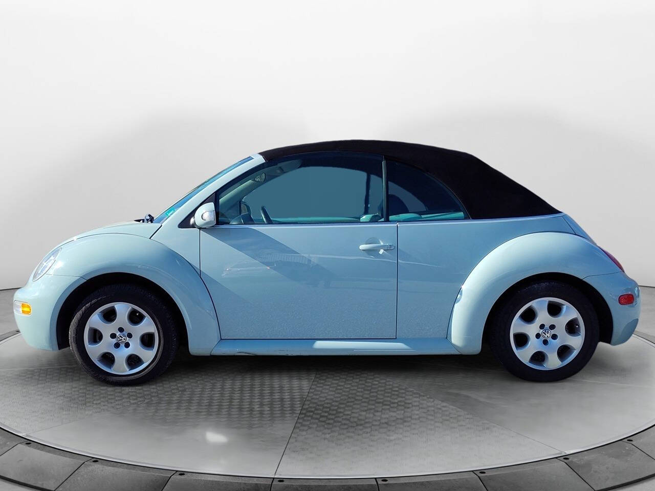 2003 Volkswagen New Beetle Convertible for sale at Tennessee Motors in Elizabethton, TN