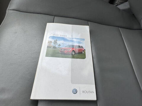 2012 Volkswagen Routan