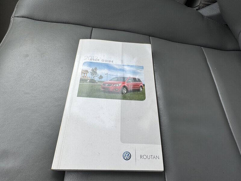 2012 Volkswagen Routan