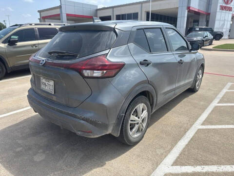 2021 Nissan Kicks S